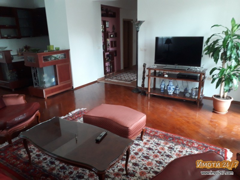 Rent Apartment in   Crniche