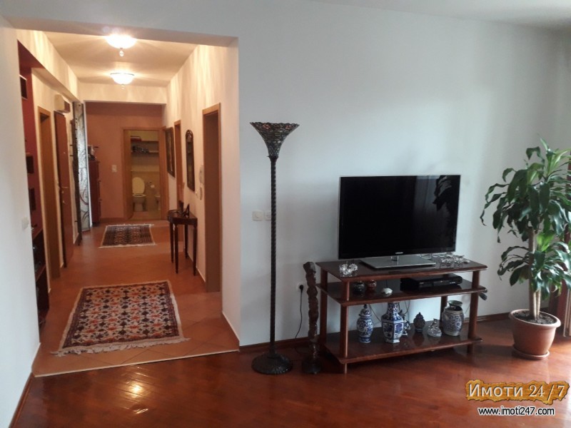 Rent Apartment in   Crniche