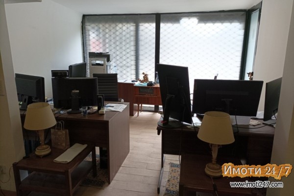 Rent Office space in   Centar