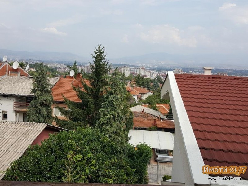 Се продава Куќа во  нас Водно