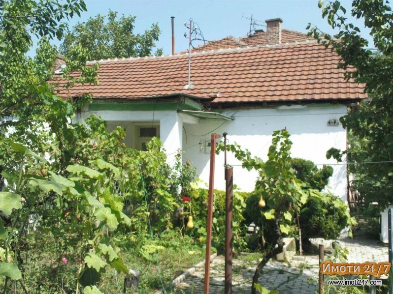 Се продава Плац во  нас Црниче
