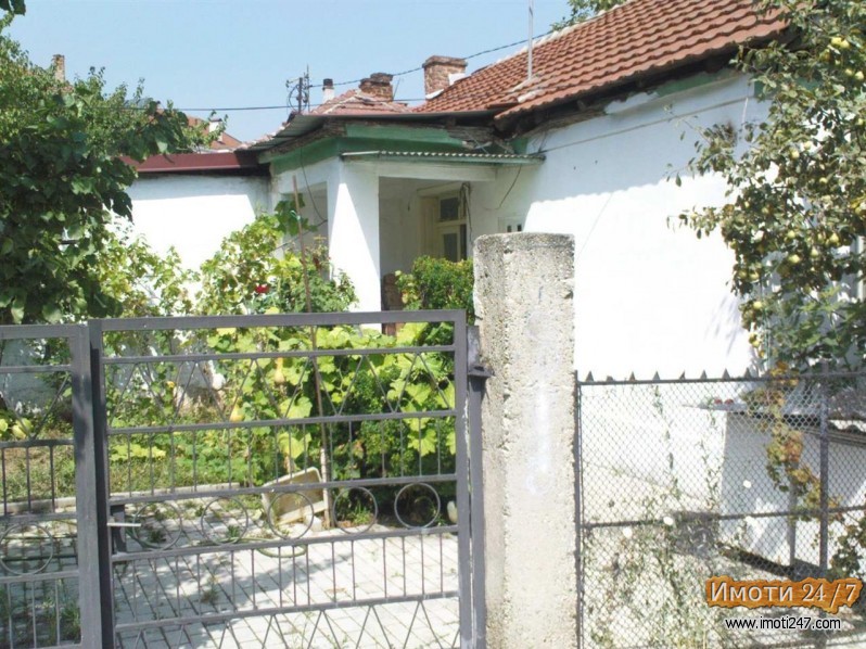 Се продава Плац во  нас Црниче