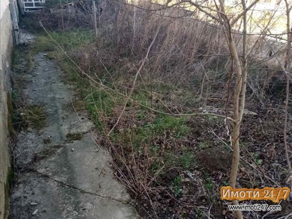 Се продава Куќа во  нас Хром