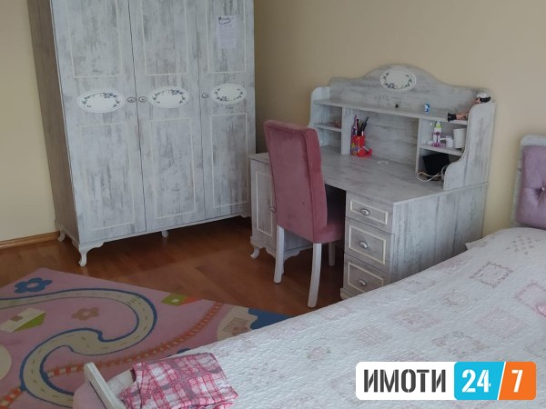Се издава Стан во  нас Црниче
