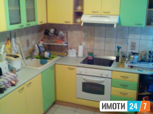 Се продава Стан во  нас Центар