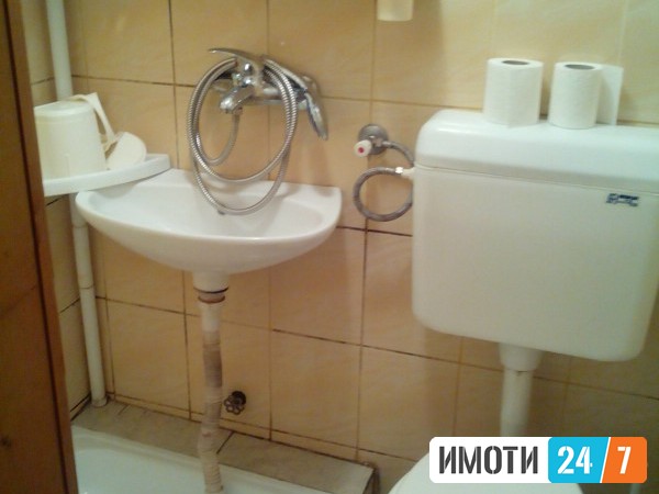 Се продава Стан во  нас Центар
