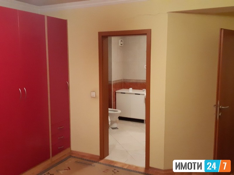 Се издава Куќа во  нас Тафталиџе 1