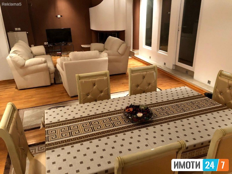 Се издава Куќа во  нас НЛисиче