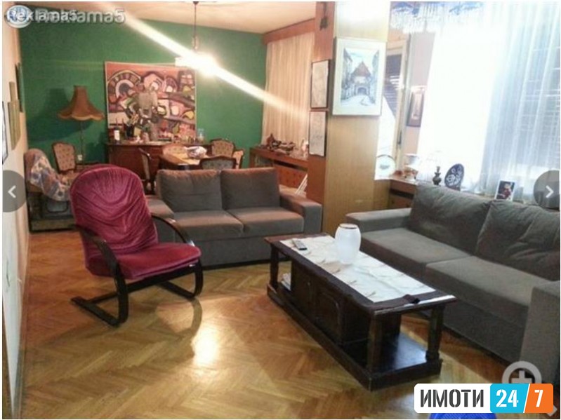 Се продава Стан во  нас Центар