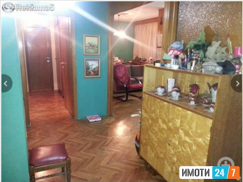 Се продава Стан во  нас Центар