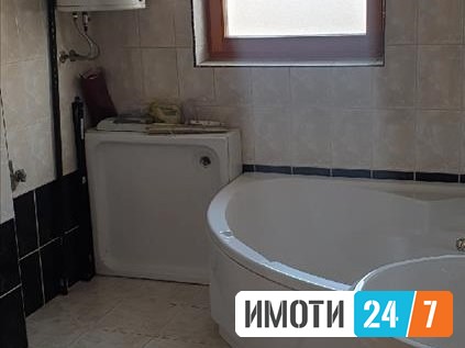 Се продава  во  нас Водно