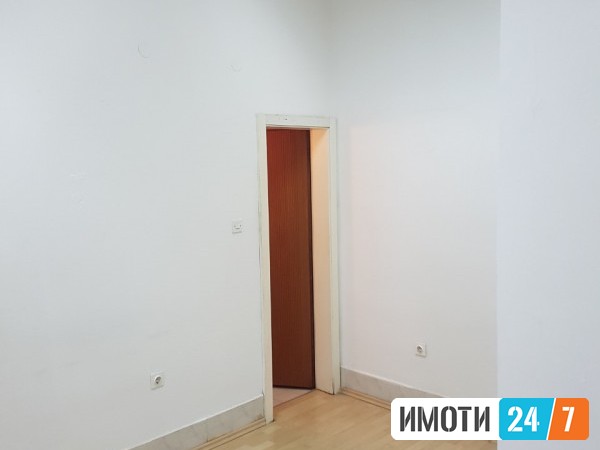 Sell Office space in   Karposh 4