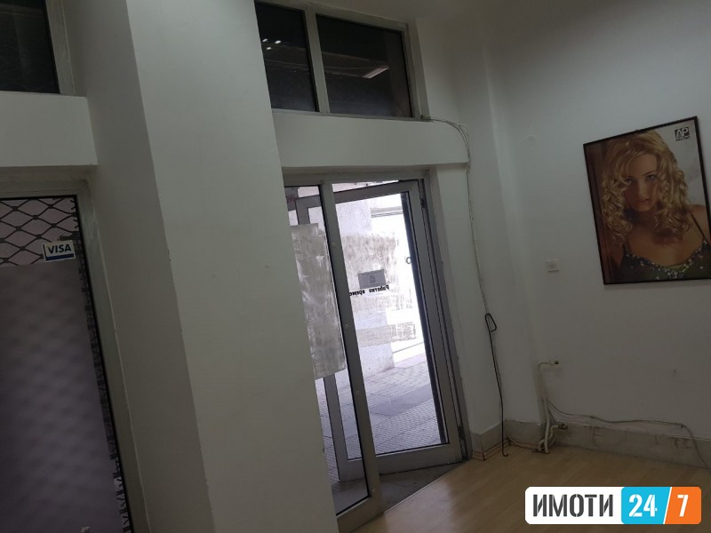 Sell Office space in   Karposh 4