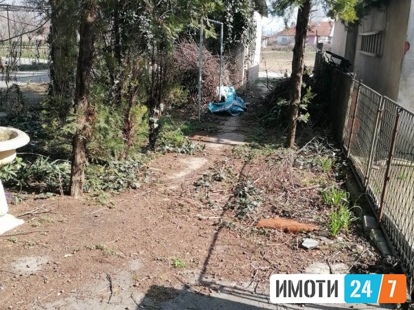 Се продава Куќа во  нас Други