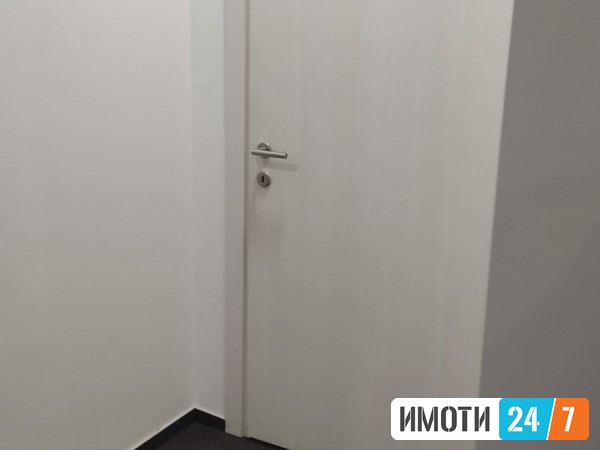 Rent Office space in   Centar