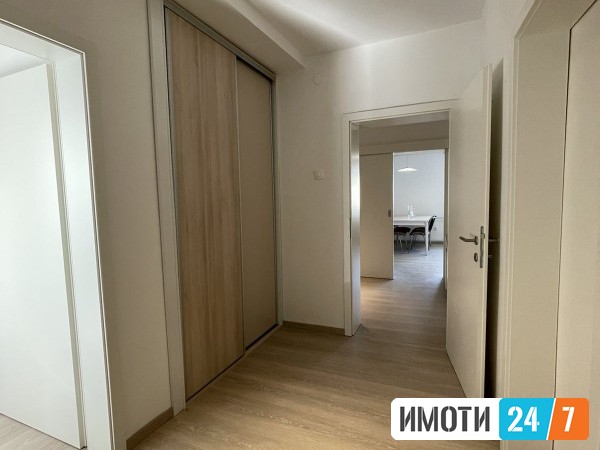 Rent House in   Crniche
