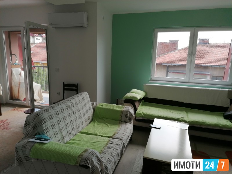 Се продава Стан во  нас Центар
