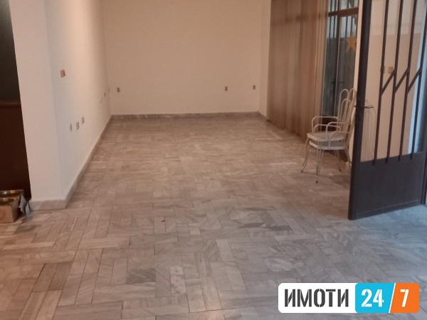 Rent Office space in   Centar