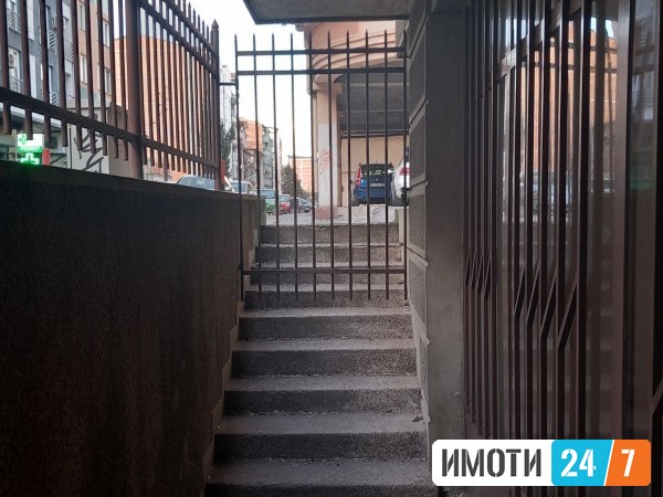 Rent Office space in   Centar