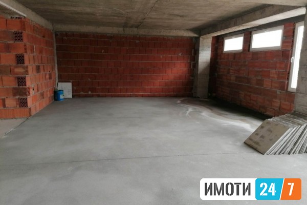 Rent Office space in   Centar