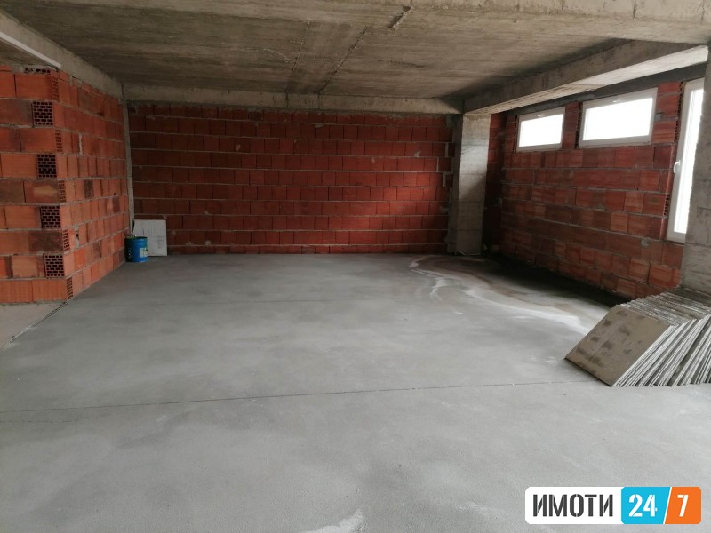 Rent Office space in   Centar