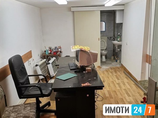 Се продава Деловен простор во  нас Центар