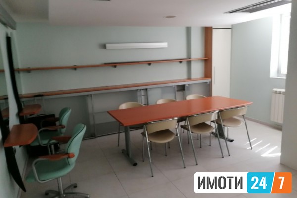 Rent Office space in   Centar