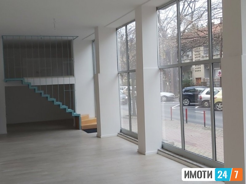 Се издава Деловен простор во  нас Центар