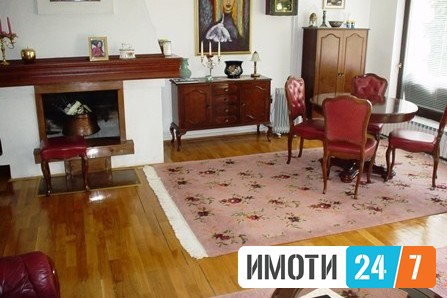 Rent House in   Crniche