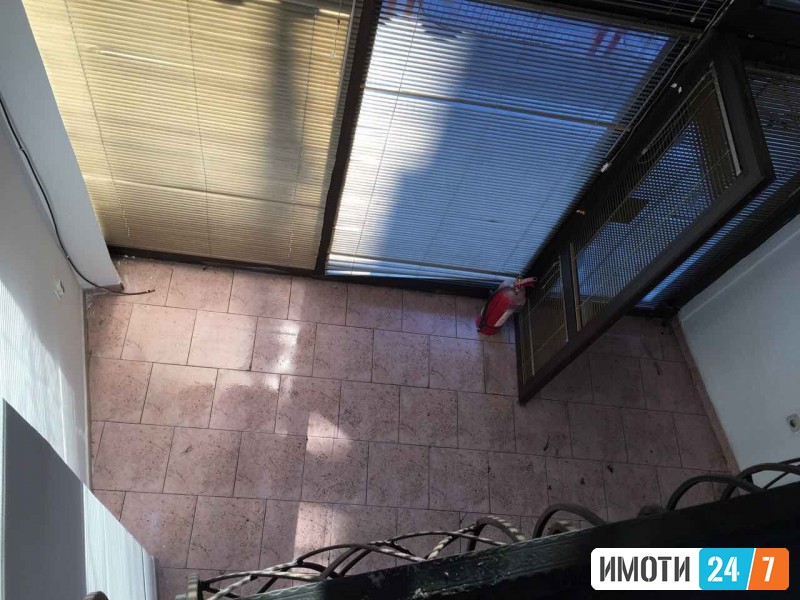 Rent Office space in   Centar