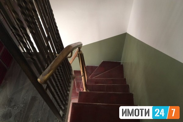 Rent Office space in   Centar