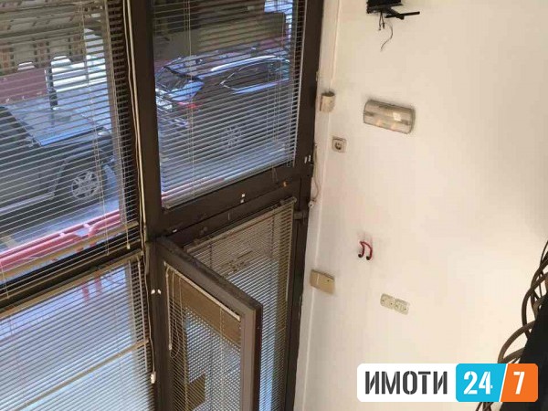 Rent Office space in   Centar
