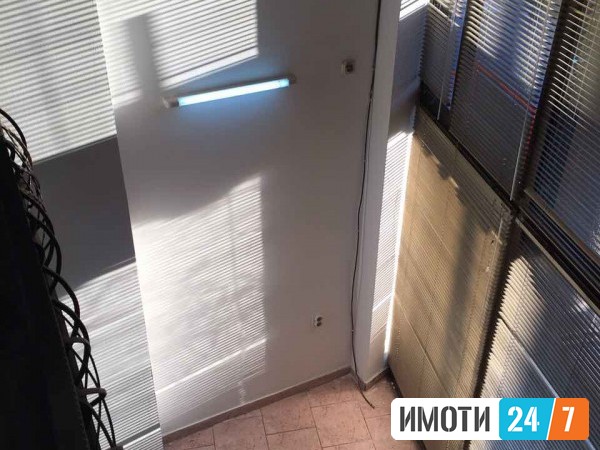 Rent Office space in   Centar