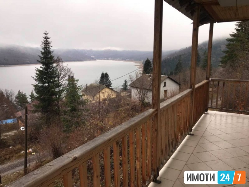 Се продава Викендица во  нас Други