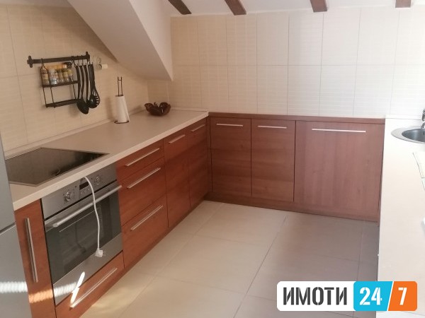 Се издава Стан во  нас Трнодол