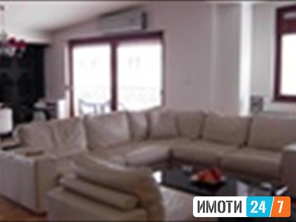 Се продава Стан во  нас Водно