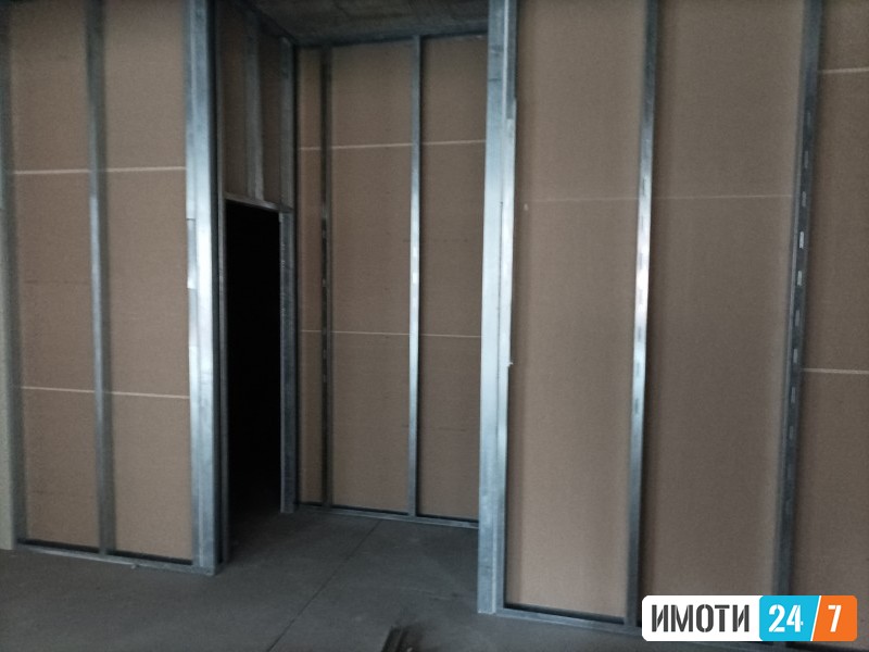 Се издава Деловен простор во  нас Центар