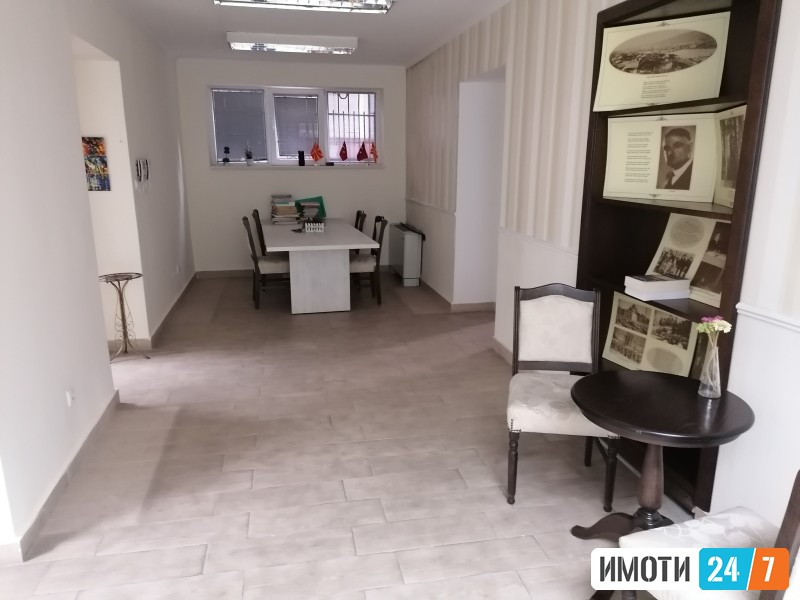 Се издава Деловен простор во  нас Центар