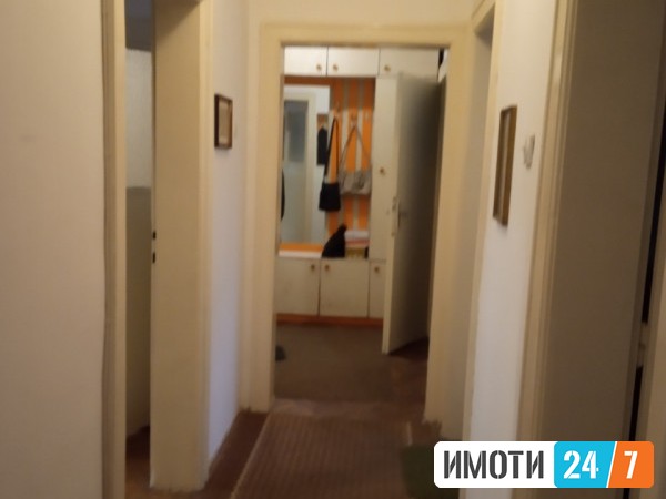 Се продава Стан во  нас Центар