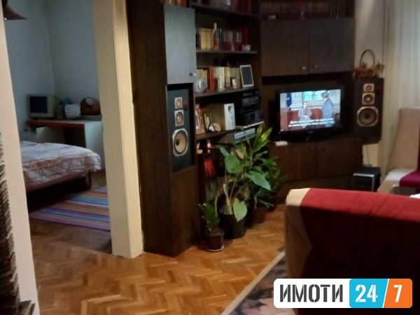Се продава Стан во  нас Центар