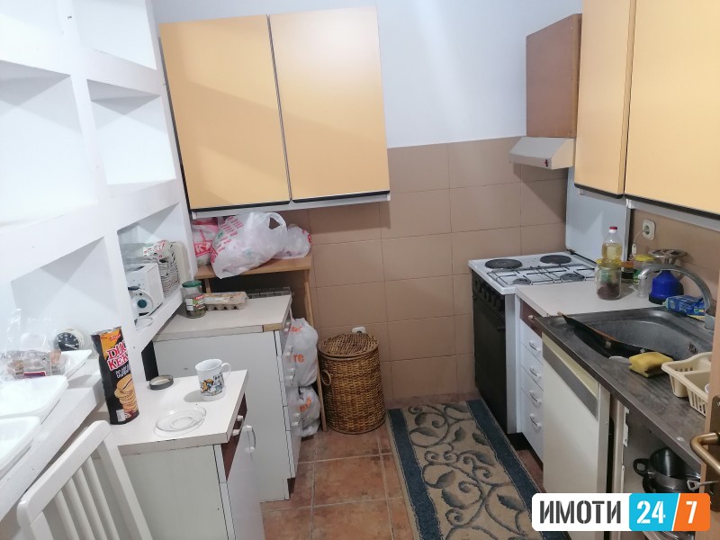 Се продава Стан во  нас Центар