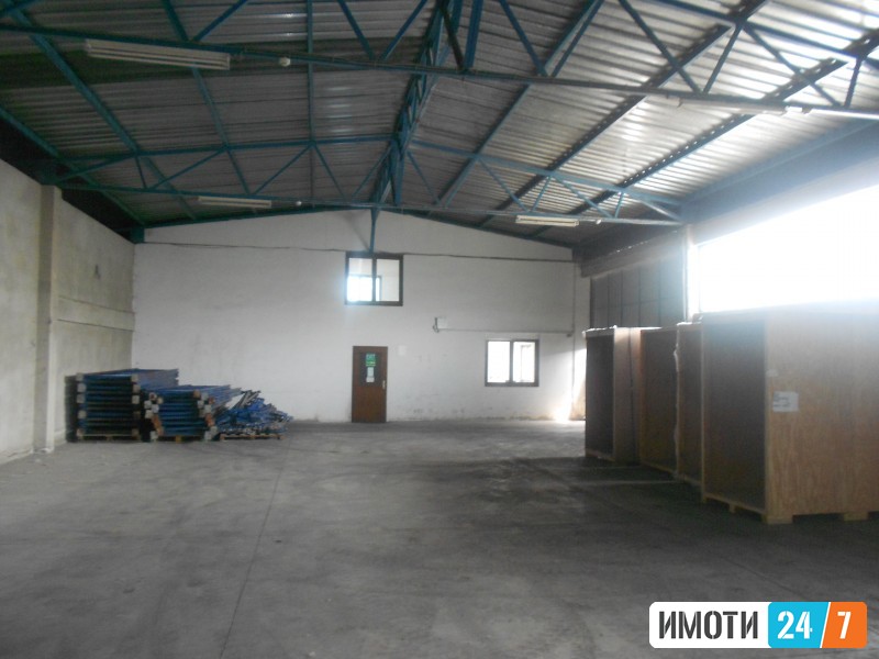 Rent Office space in   Madzari