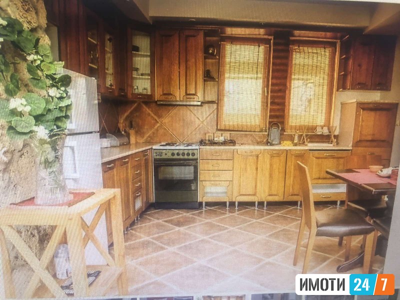 Се издава Стан во  нас Капиштец