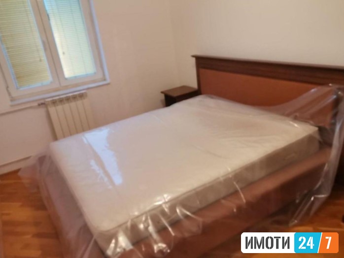 Се издава Стан во  нас Козле