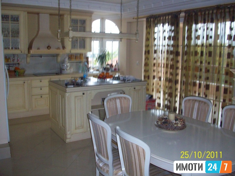 Sell Apartment in   Crniche