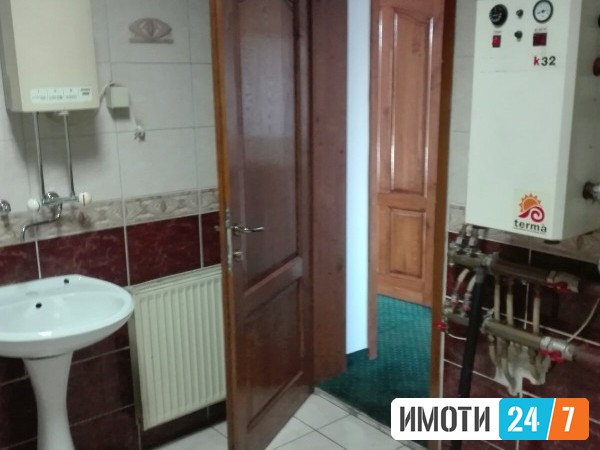 Rent Office space in   Centar