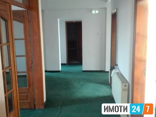 Rent Office space in   Centar
