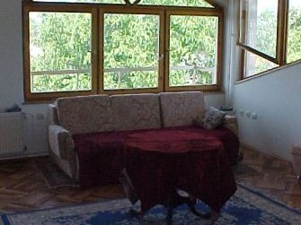 Се издава Стан во  нас Козле