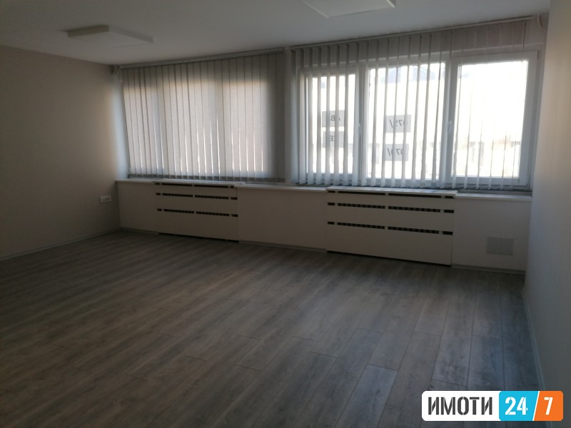Rent Office space in   Centar