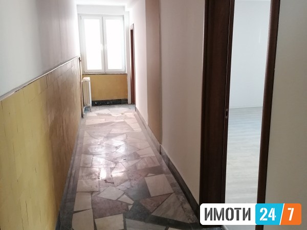 Rent Office space in   Centar